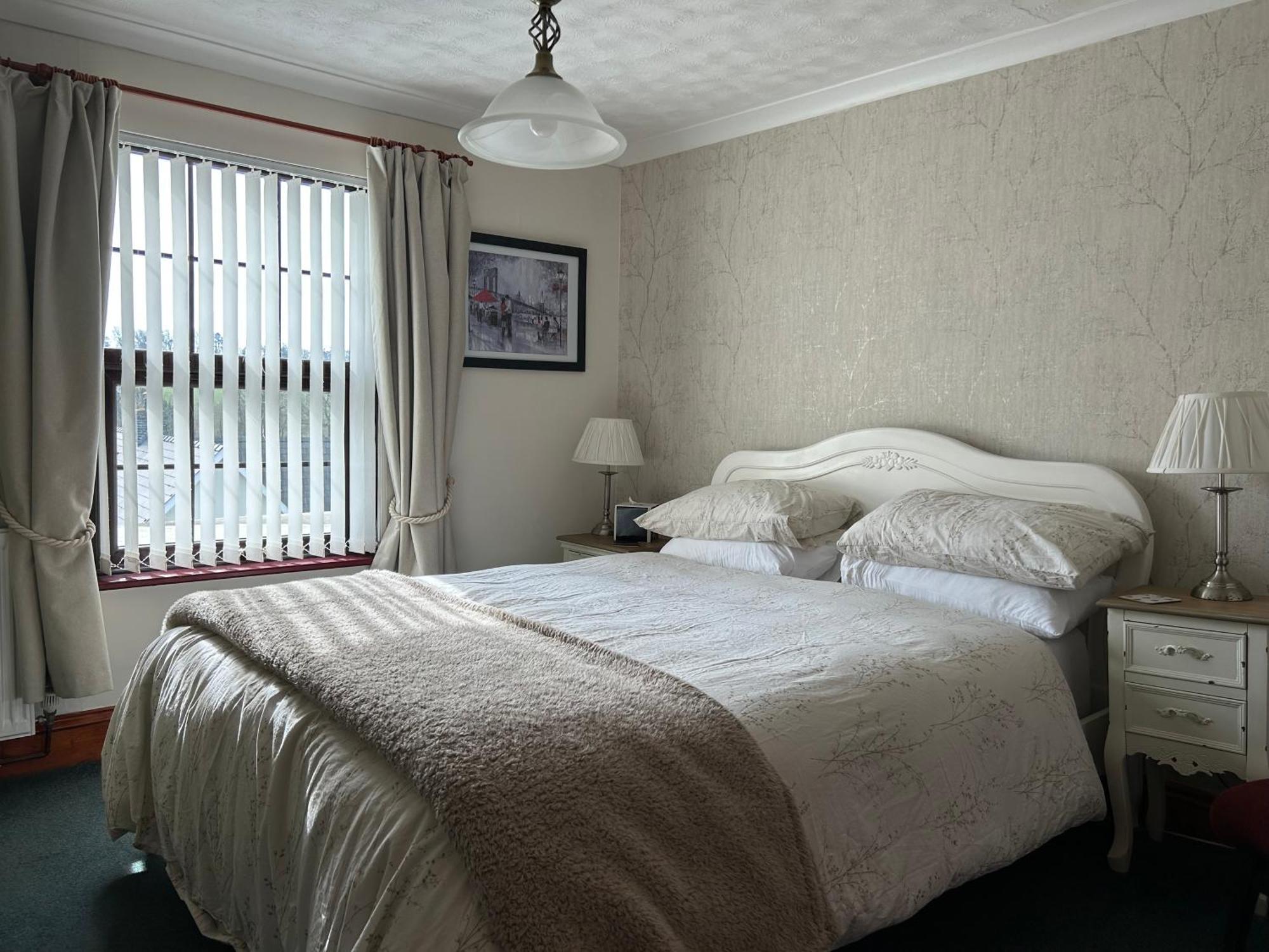 Flambards Hotel Cardigan Ngoại thất bức ảnh